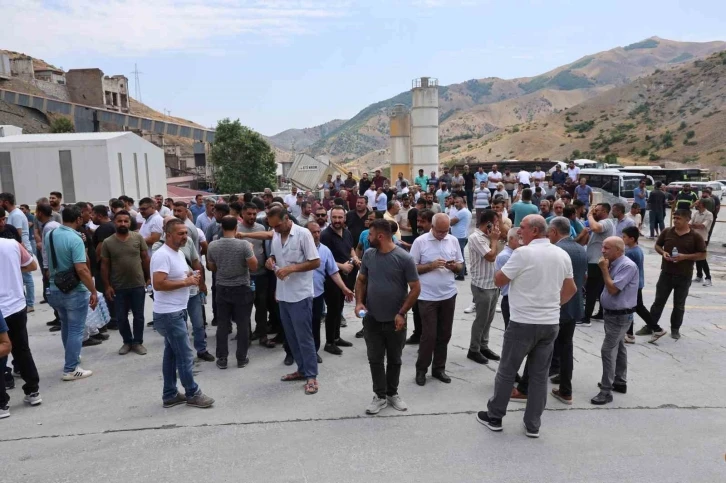 Eti Krom işçilerinin eylemi devam ediyor
