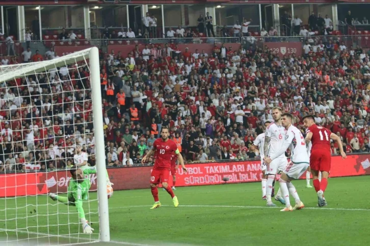 EURO 2024 Avrupa Şampiyonası Elemeleri: Türkiye: 2 - Galler: 0 (Maç sonucu)
