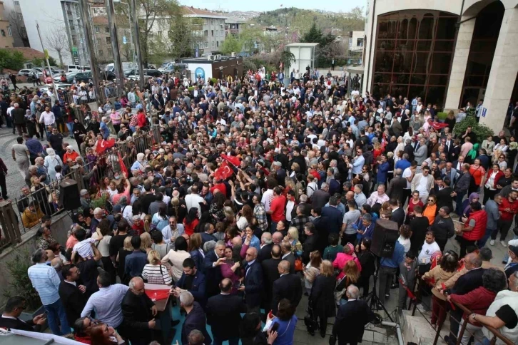 Eyüpsultan Belediye Başkanı Özmen görevi devraldı
