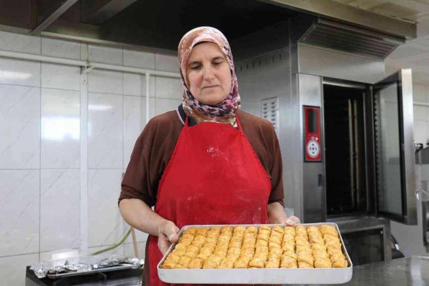 Ev baklavasında bayram yoğunluğu