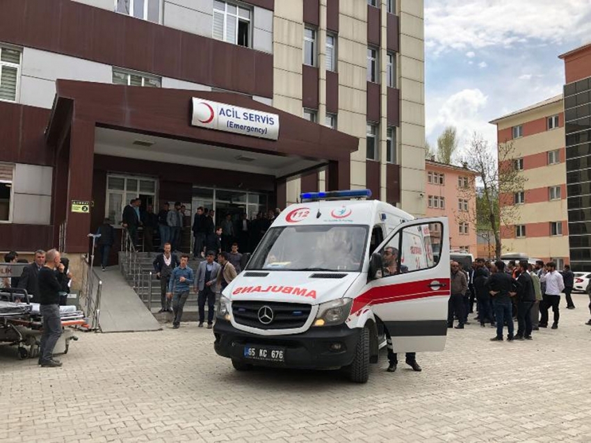 Öğrenci servisi şarampole devrildi: 18 yaralı