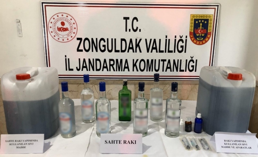 Oto yıkamada sahte alkol üretimine jandarma baskını