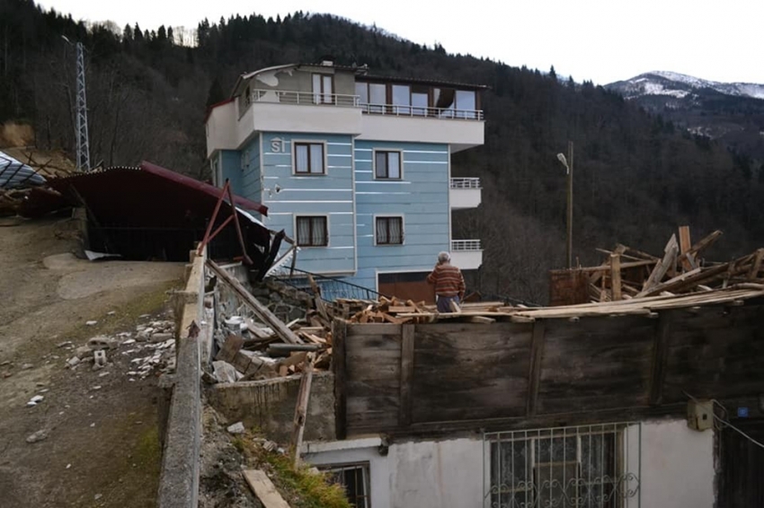 Trabzon’da fırtına