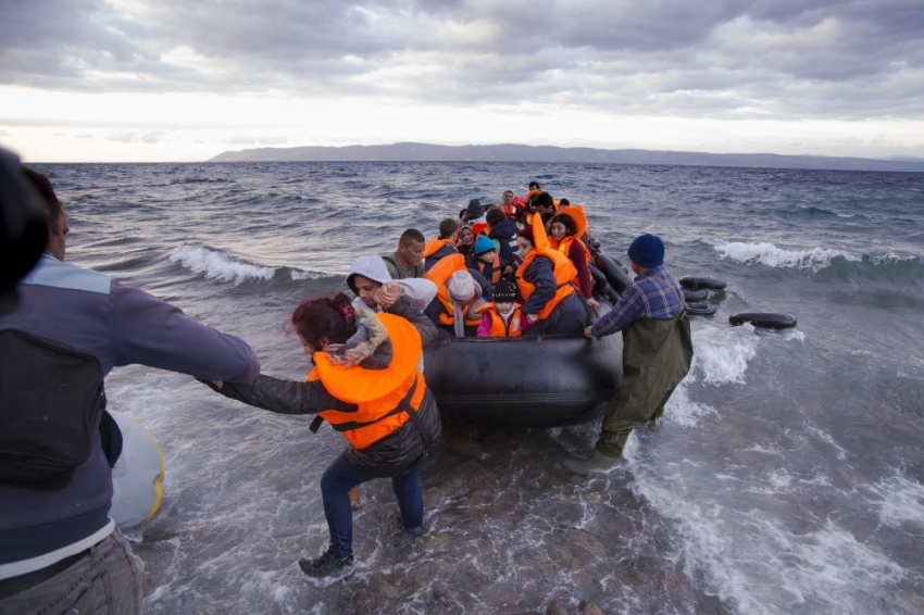 10 ayda 336 bin 707 düzensiz göçmen yakalandı