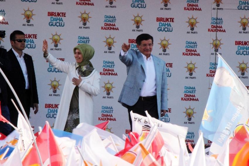 Davutoğlu müjdeyi Diyarbakır’da verdi