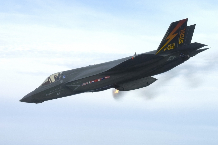 F-35’ler bir yıl içinde geliyor