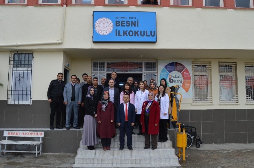 Besni İlkokulu devlete yük olmadan yenilendi