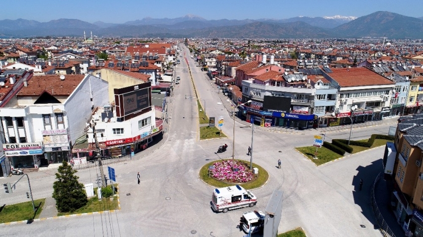 Sokağa çıkma yasağını ihlal eden 40 kişiye para cezası kesildi