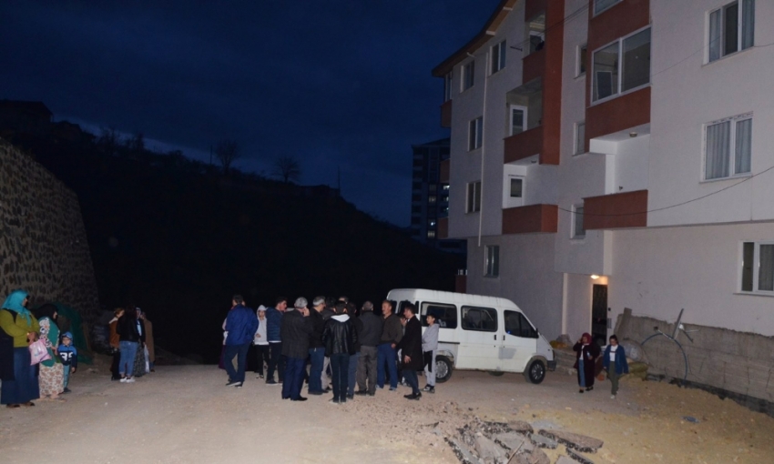 Ordu’da 10 katlı bir apartman çökme tehlikesine karşı boşaltıldı