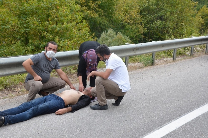 Orman yangınına müdahale ederken baygınlık geçirdi