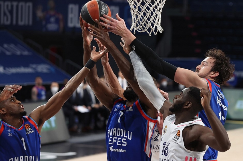 Anadolu Efes'ten Real Madrid'e farklı tarife