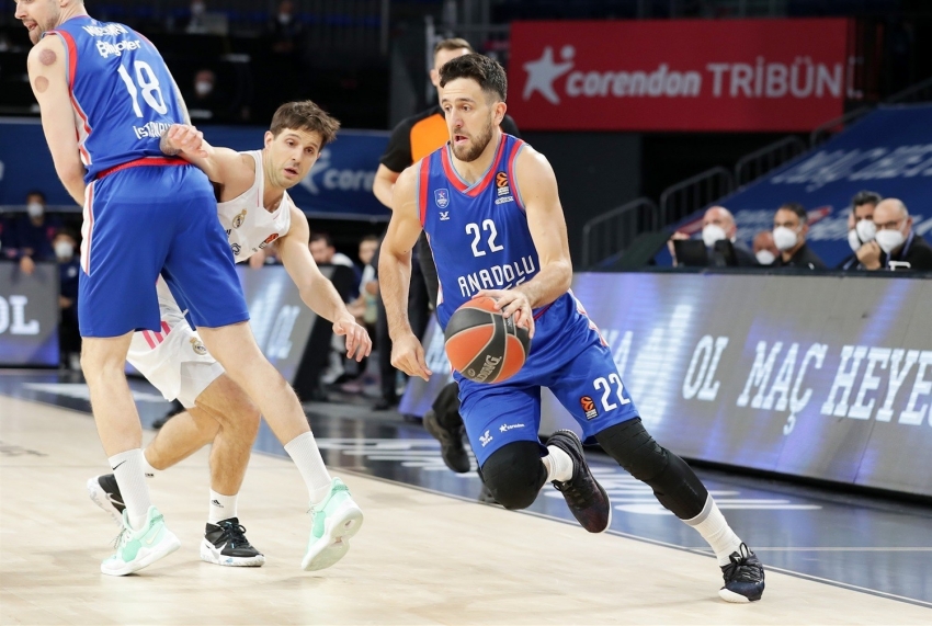 Anadolu Efes - Real Madrid serisinde ikinci perde