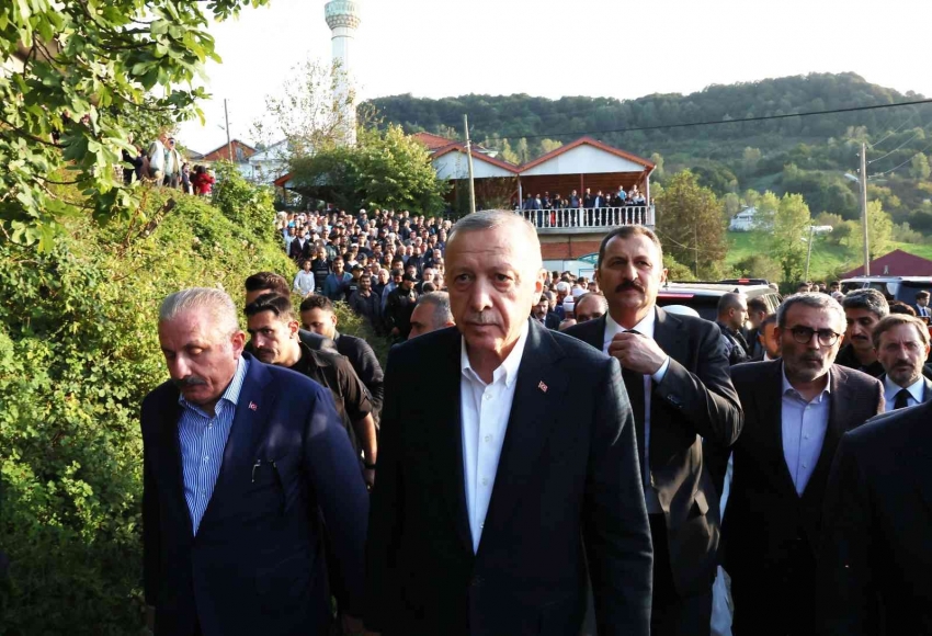 Erdoğan, maden şehitlerinin cenaze törenlerine katıldı