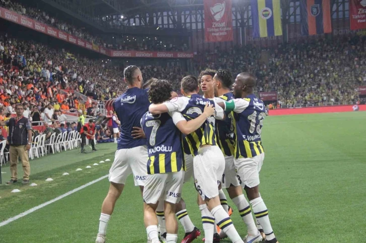 Fenerbahçe, 10 yıl sonra Türkiye Kupası şampiyonu
