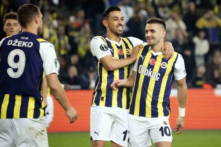 Fenerbahçe derbide hücum hattına güveniyor
