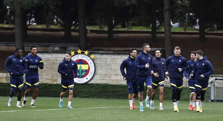 Fenerbahçe, İstanbulspor maçı hazırlıklarını sürdürdü
