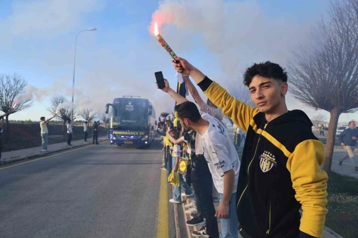 Fenerbahçe’ye Sivas’ta coşkulu karşılama
