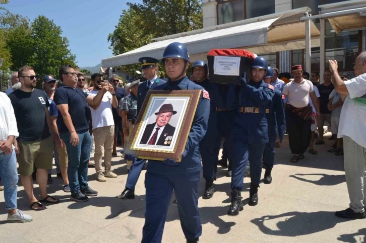 Fethiyeli Kore Gazisi son yolculuğuna askeri törenle uğurlandı
