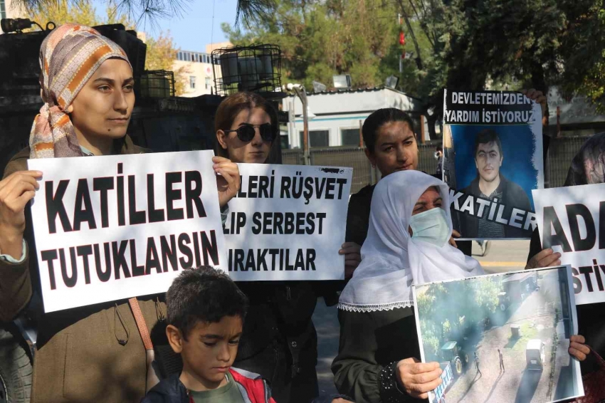 Eşini ve oğlunu öldürmeye azmettirmekten yargılanan baba ve oğluna ara celsede tahliyeye tepki