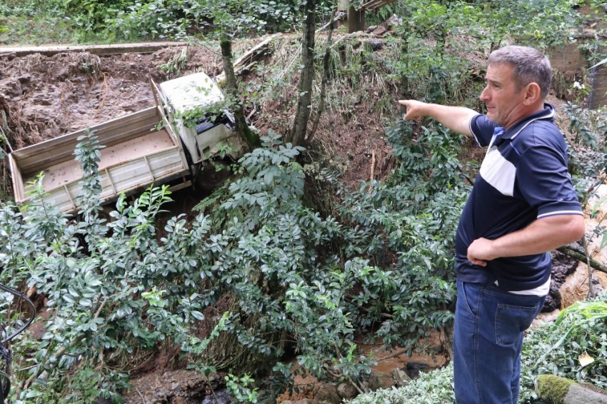 Rize’de şiddetli yağış hasara yol açtı