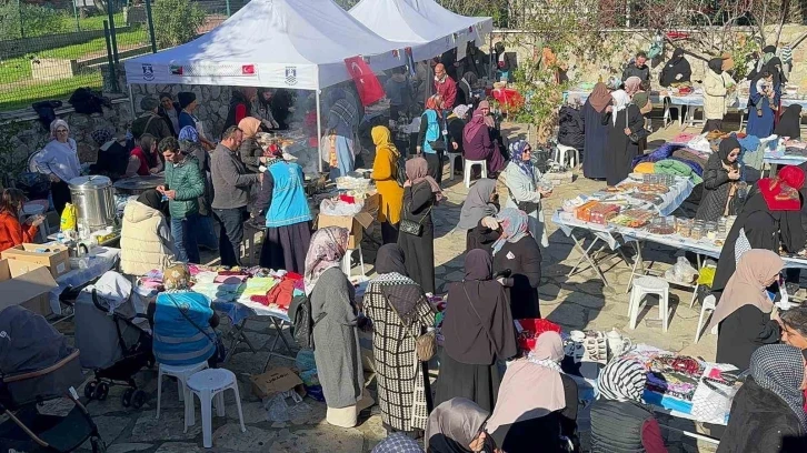 Filistin çarşısına yoğun ilgi
