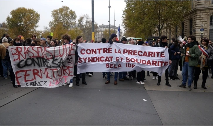 Öğrenci ve velilerden protesto