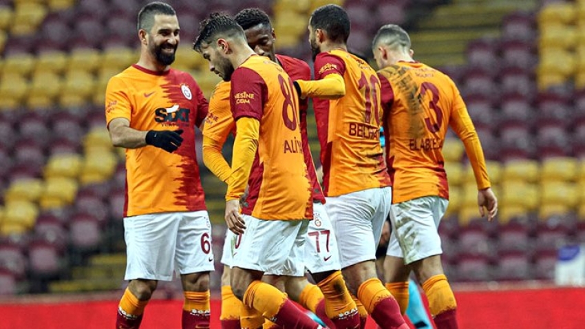 Galatasaray 3,Lig ekibini tek golle geçti