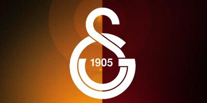 Galatasaray taraftarından sponsorlu Türk bayrağı'na tepki