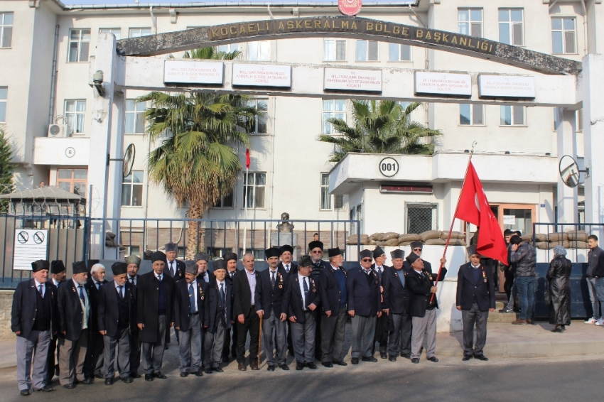 Gaziler Afrin için askerlik şubesine koştu