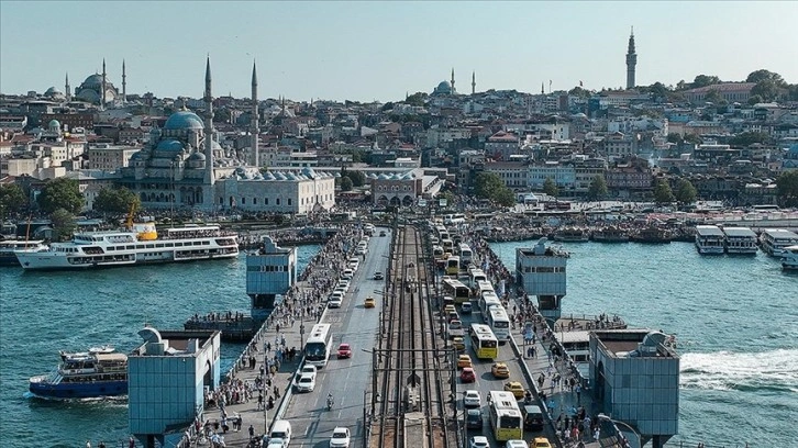 Galata Köprüsü'nde yenileme çalışmasının ilk etabı bu gece başlayacak