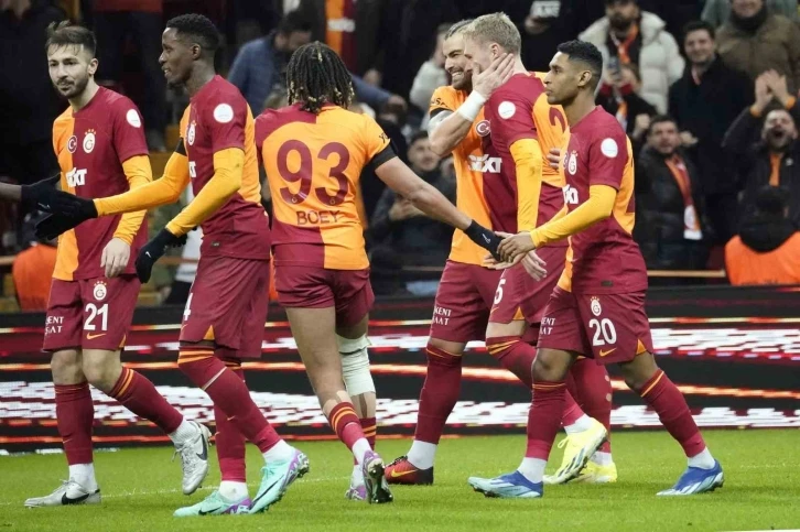 Galatasaray evindeki yenilmezliğini 27 maça çıkardı
