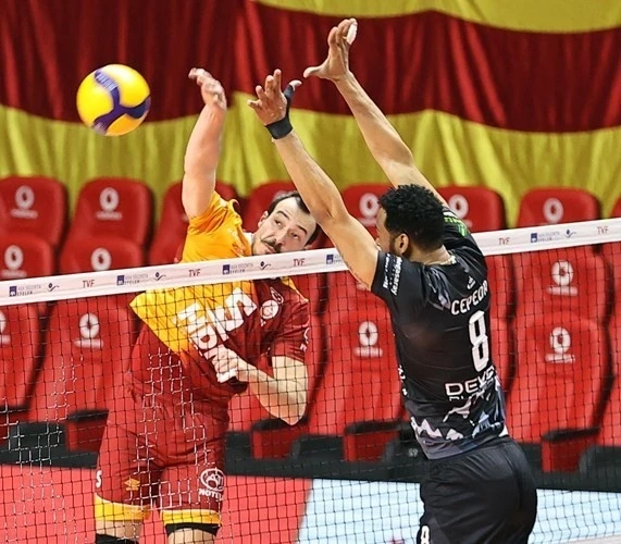 Galatasaray HDİ Sigorta: 3 - Develi Belediyespor: 0
