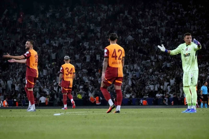 Galatasaray sezona yenilgiyle başladı
