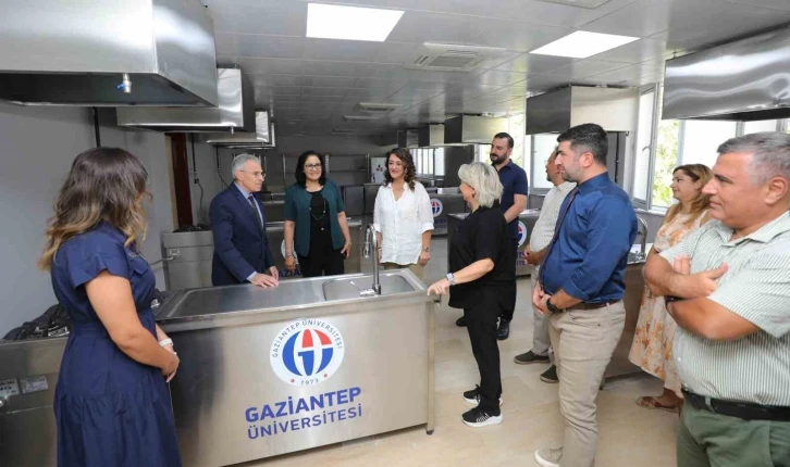 GAÜN beslenme ve diyetetik bölümü iki yeni laboratuvar ile eğitim öğretime başlıyor
