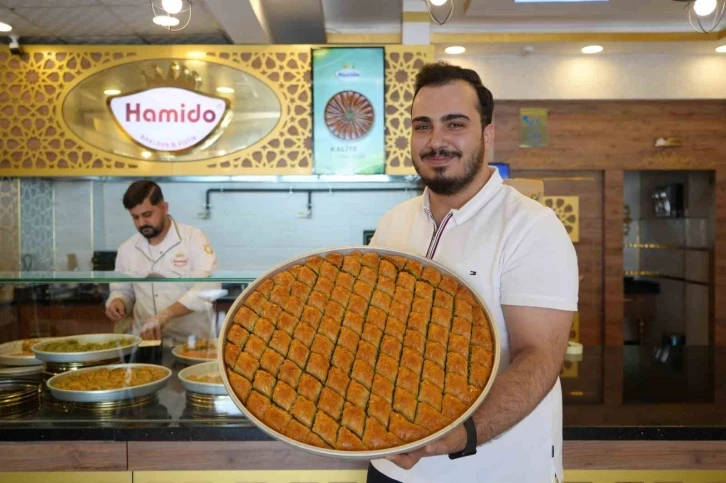 Gaziantep’te baklavacıların bayram yoğunluğu başladı
