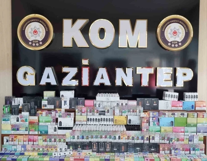 Gaziantep’te bin 490 adet gümrük kaçağı sigara ele geçirildi
