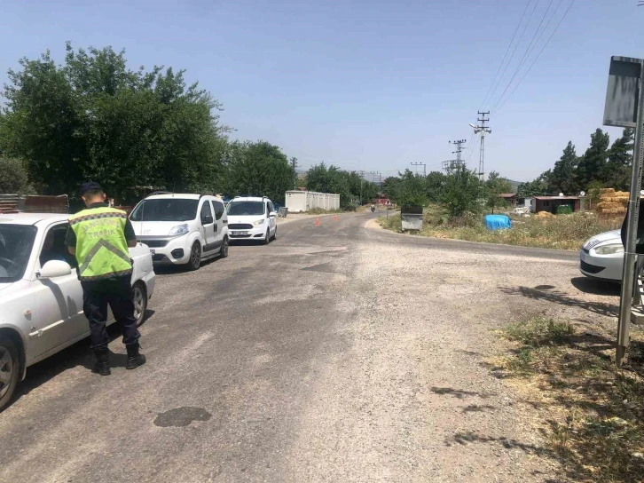 Gaziantep’te jandarma ekipleri bayram tedbirlerini yoğunlaştırdı
