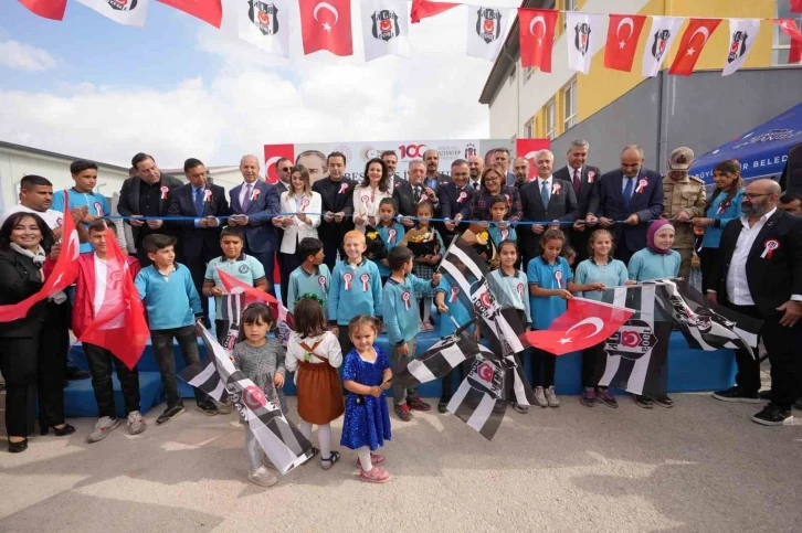 Gaziantep Valisi Çeber: "Emeklerinden dolayı Beşiktaş Kulübü’ne teşekkür ediyoruz"
