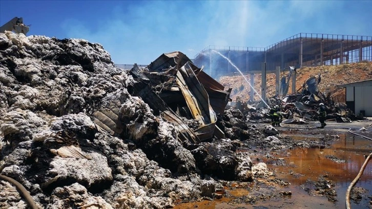 Gaziantep'teki fabrika yangını 35 milyon dolarlık hasara neden oldu