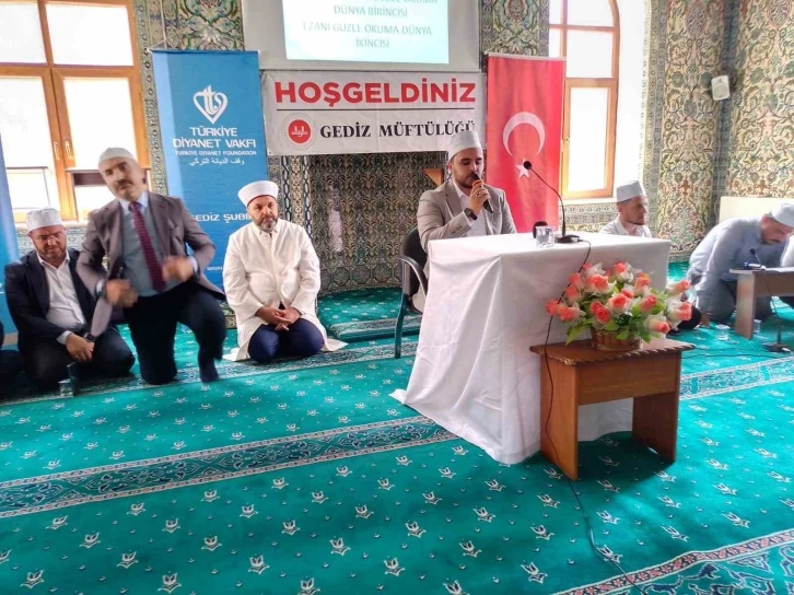 Gediz’de gönüller Kur’an-ı Kerim ile huzur buldu
