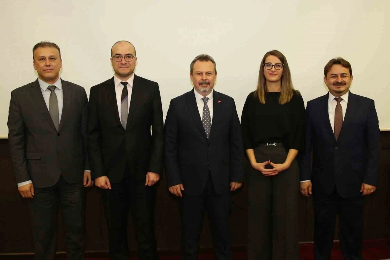 Geleceğin Teknikerleri Paneli Manisa Celal Bayar Üniversitesinde gerçekleşti
