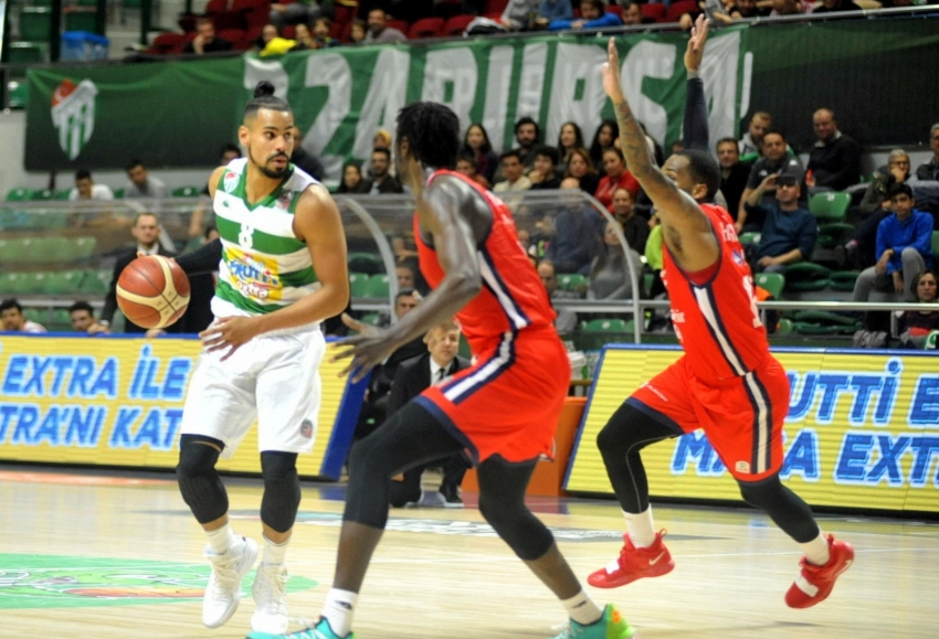 Frutti Extra Bursaspor 79-78 Bahçeşehir Koleji