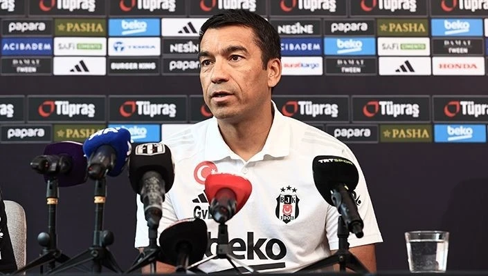 Giovanni van Bronckhorst: "Galatasaray maçına en iyi şekilde hazırlanıyoruz"
