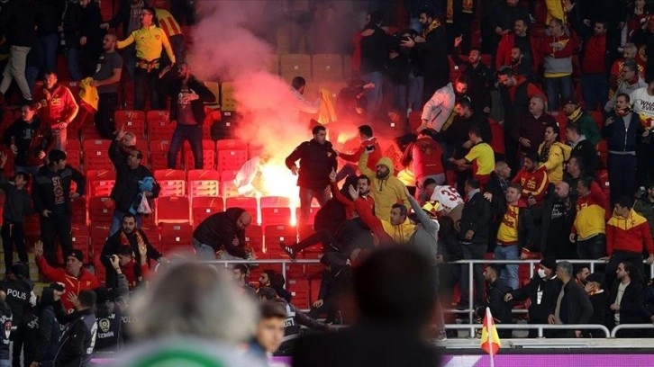 Göztepe-Altay maçındaki tribün olaylarına ilişkin 18 sanık tahliye edildi