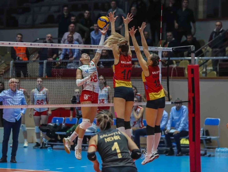 Göztepe Voleybol, Sakarya deplasmanına gidiyor
