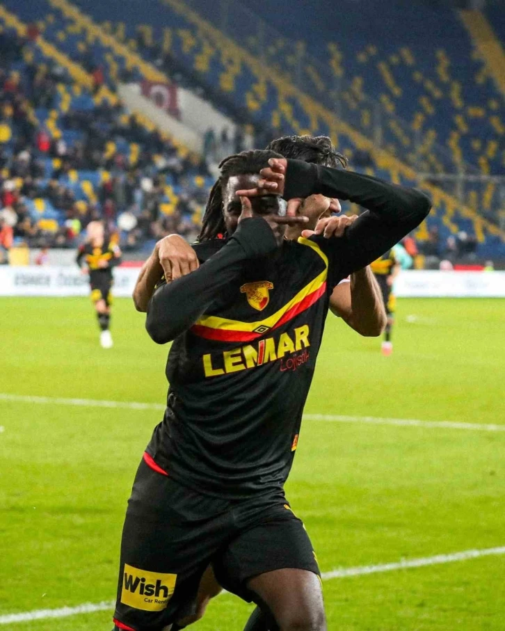 Göztepeli Traore, son 2 maçta 4 gol attı
