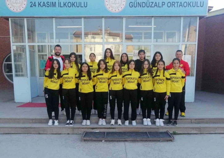 Gündüzalp Ortaokulu Türkiye Şampiyonası Grup Elemelerine katılıyor
