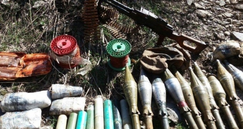 Hakkari'de PKK sığınağı ele geçirildi