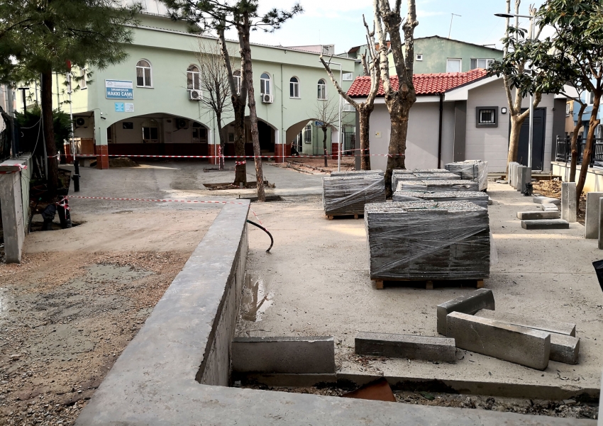 Osmangazi Belediyesi cami çevrelerini güzelleştiriyor