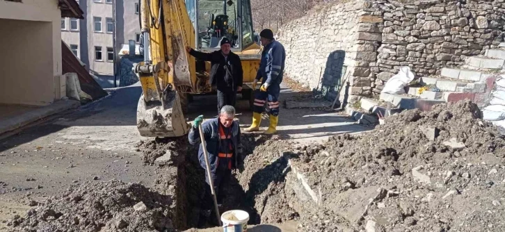 Hakkari’de 12 noktadaki su arızası giderildi
